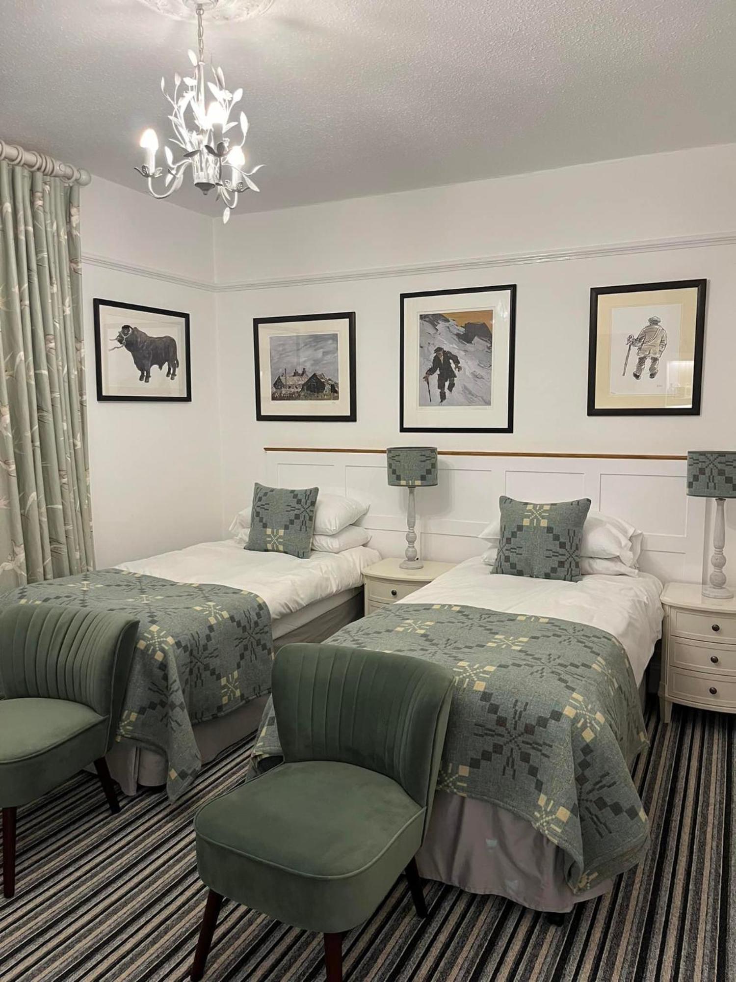 Llety Brynawel Guest House Pennal Bagian luar foto