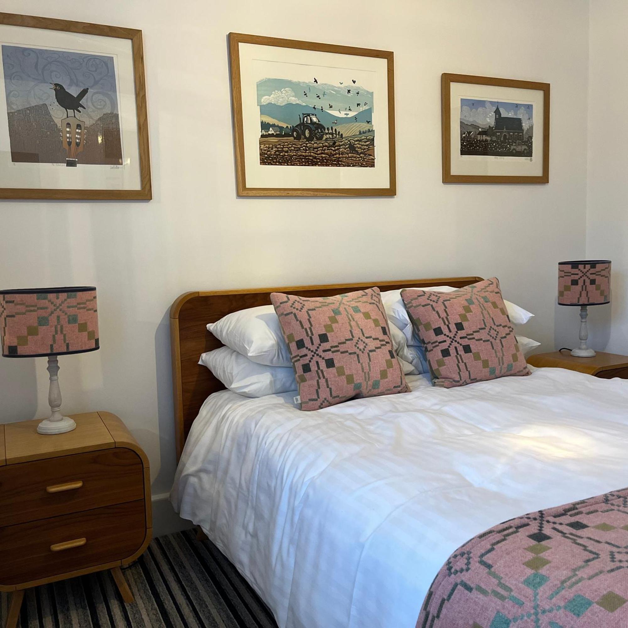 Llety Brynawel Guest House Pennal Bagian luar foto