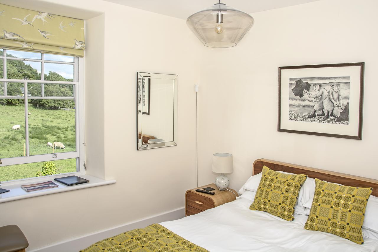 Llety Brynawel Guest House Pennal Bagian luar foto